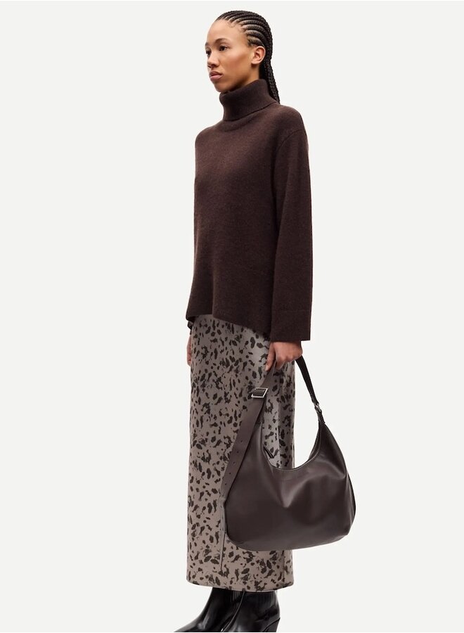 Samartina turtle coffee sweater