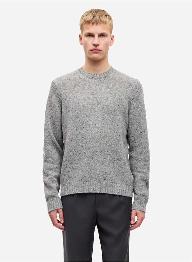 Sanataniel grey sweater