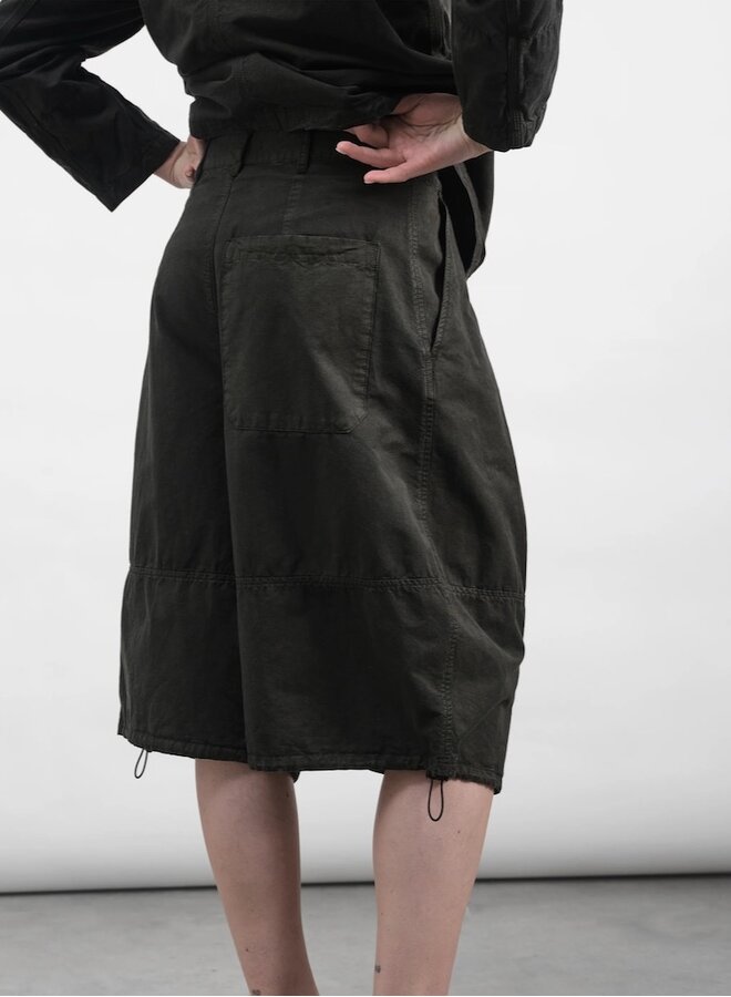 Salba short dark green