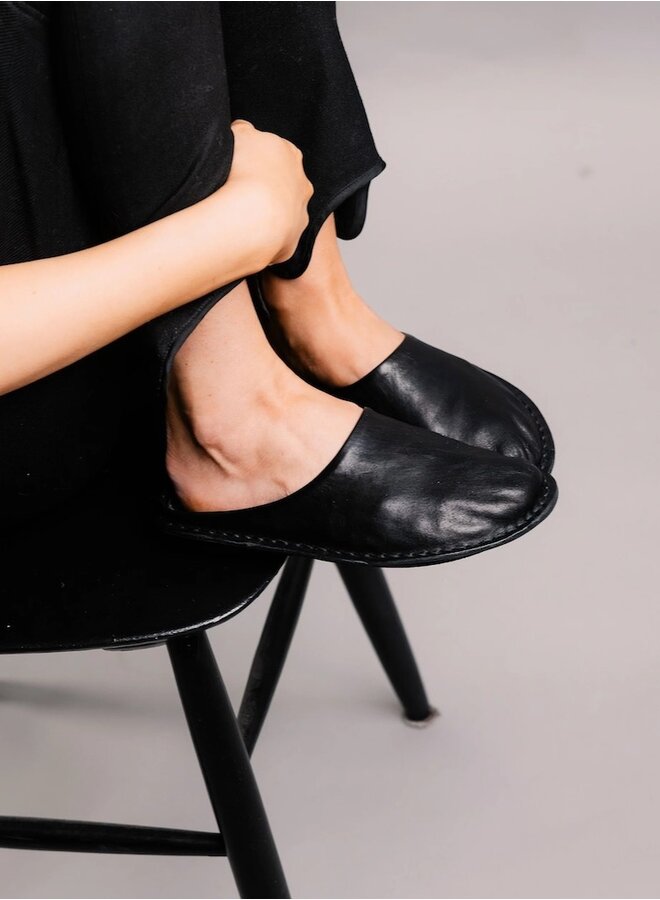 Roma sandal fawn tan or black