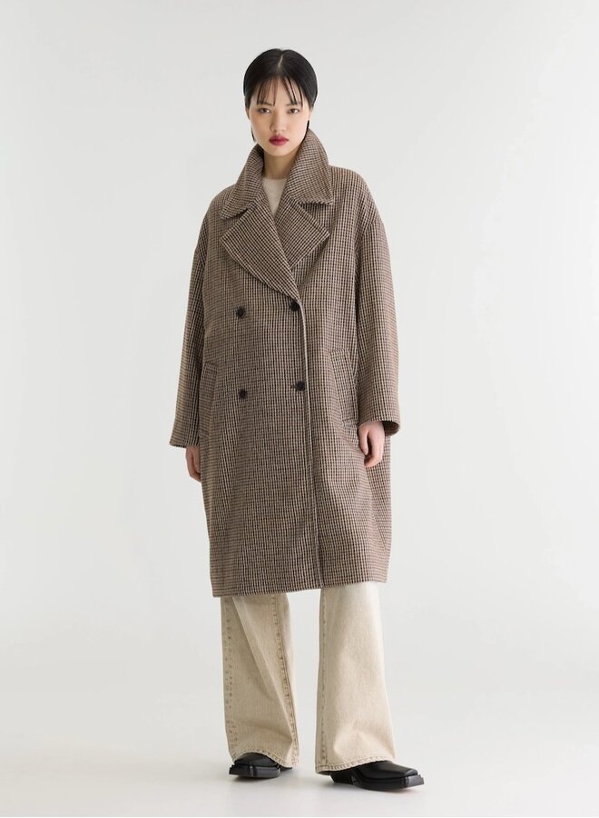 Jaguar coat display