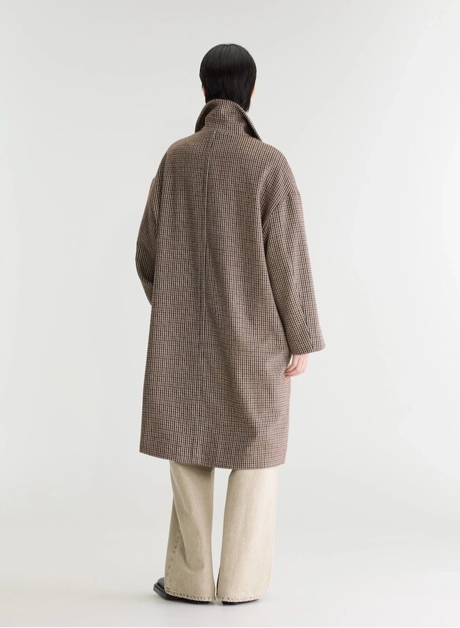 Jaguar coat display