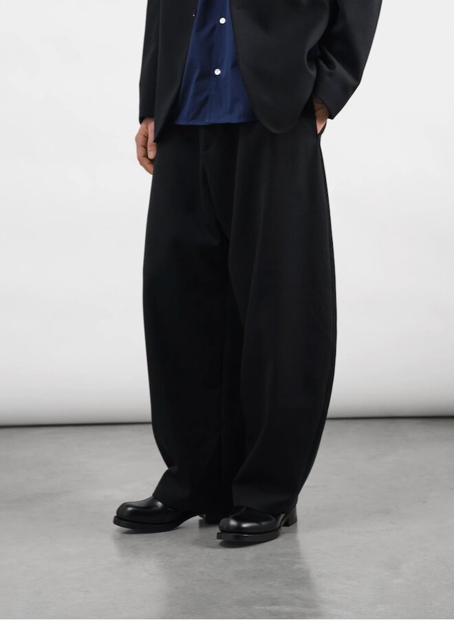 Like a wool trouser black