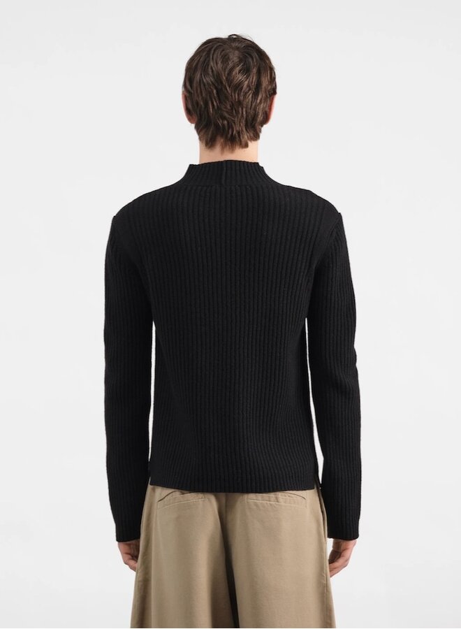 Recall Knit black