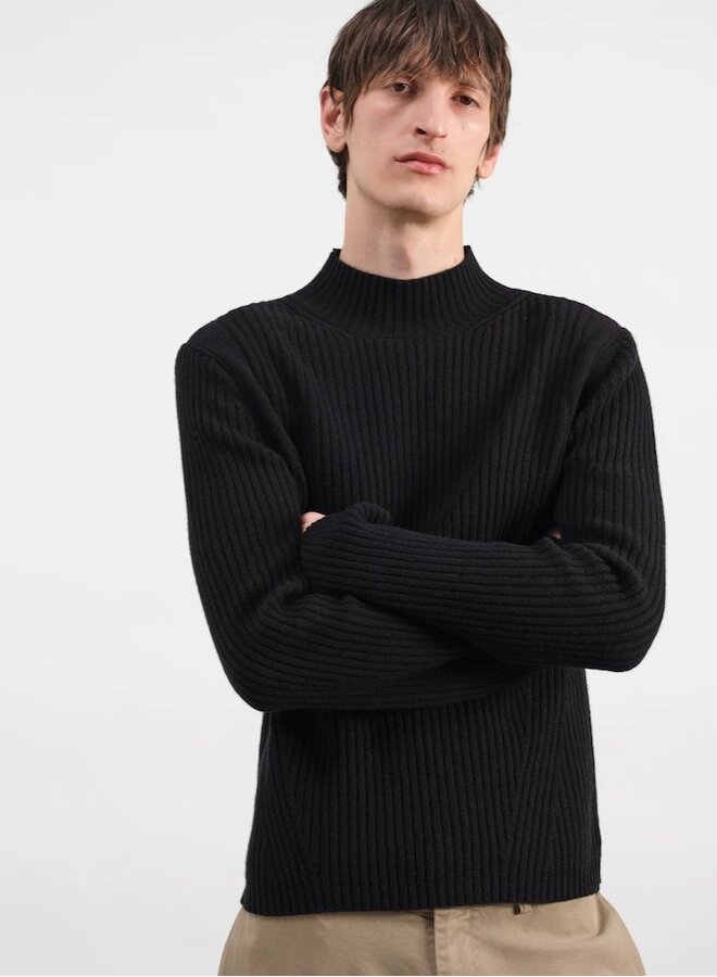 Recall Knit black