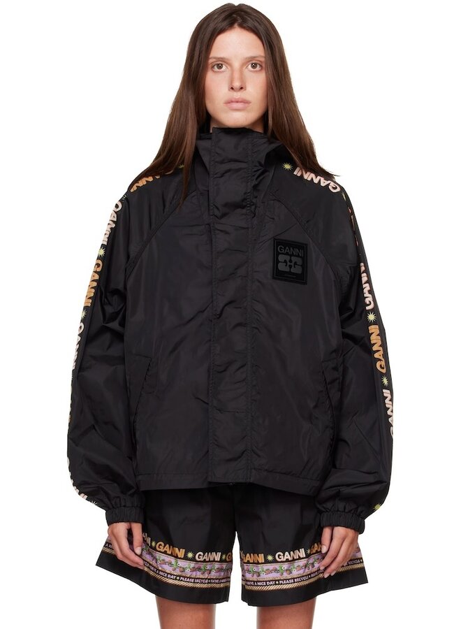 Flyweight nylon jacket