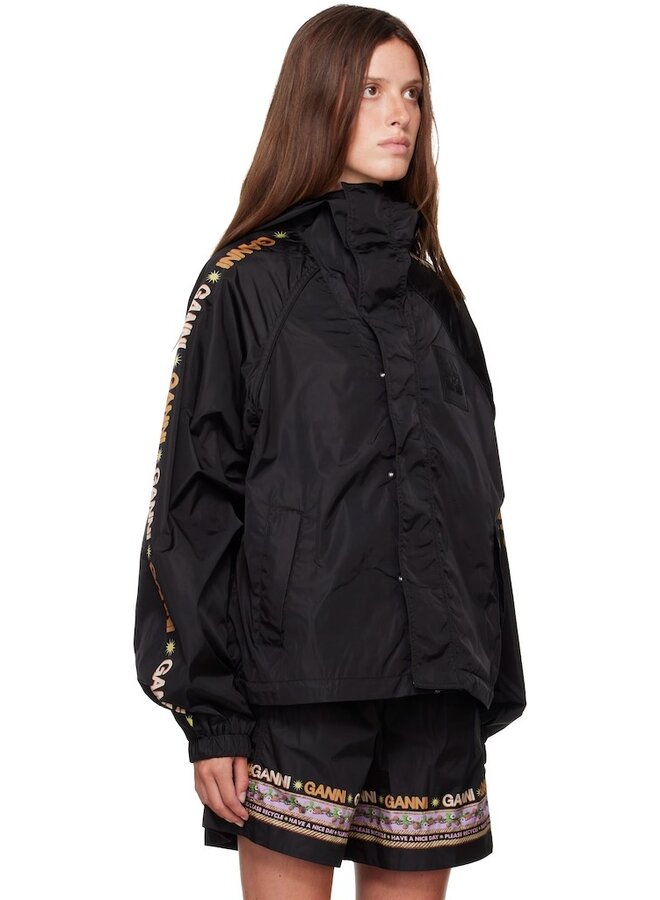Flyweight nylon jacket