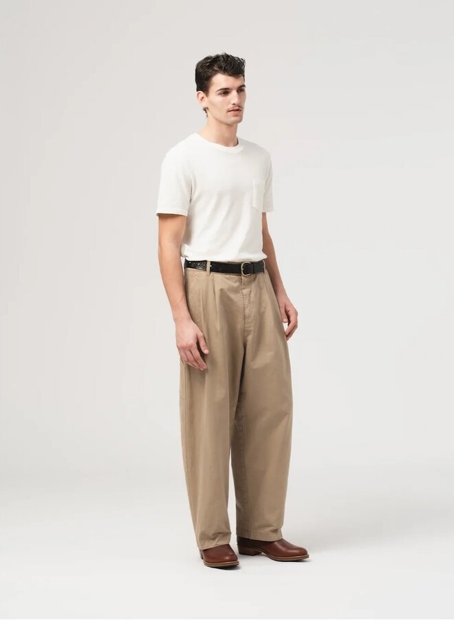 Ambassador pant khaki