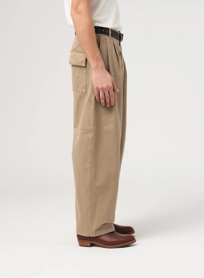 Ambassador pant khaki