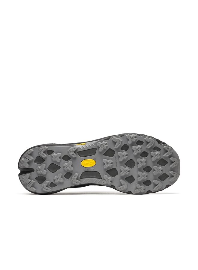 Peak trek black