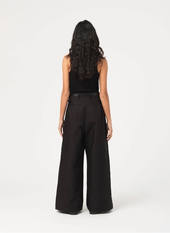 Ultimate pants black