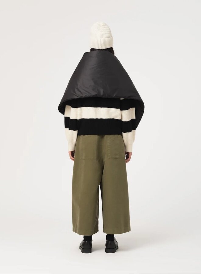 Etole scarf shell black
