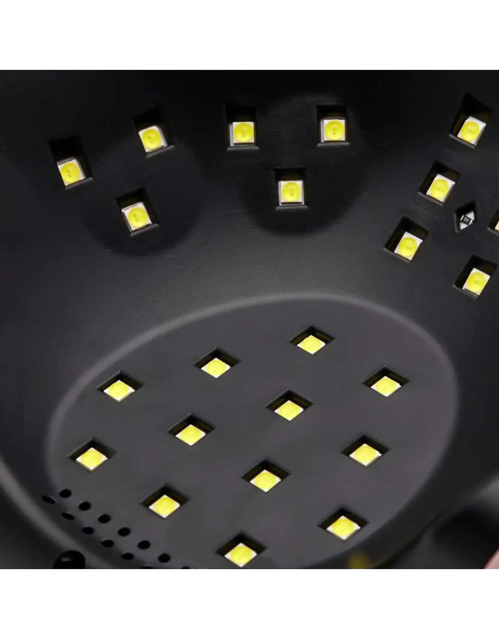 Mega Beauty Shop® UV LED Glow V7 168W Lamp