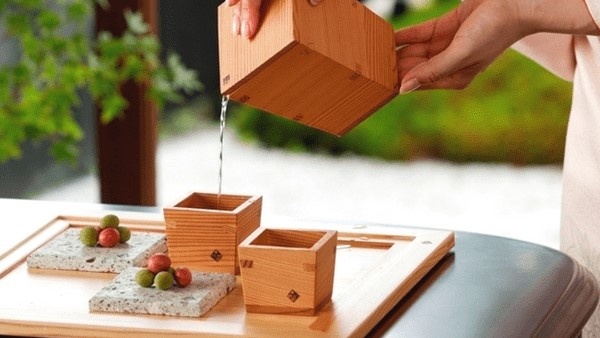 sake served in wooden box