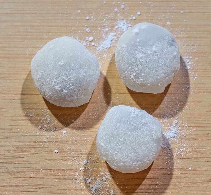 Premium glutinous rice flour for mochi and dango (shiratamako) – 1 kg