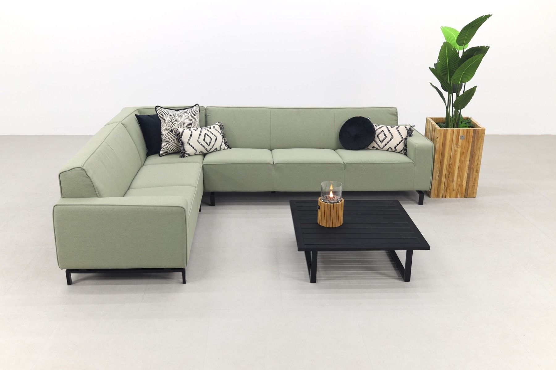 Boavista lounge set Sunbrella Leaf Madino Patio Furniture