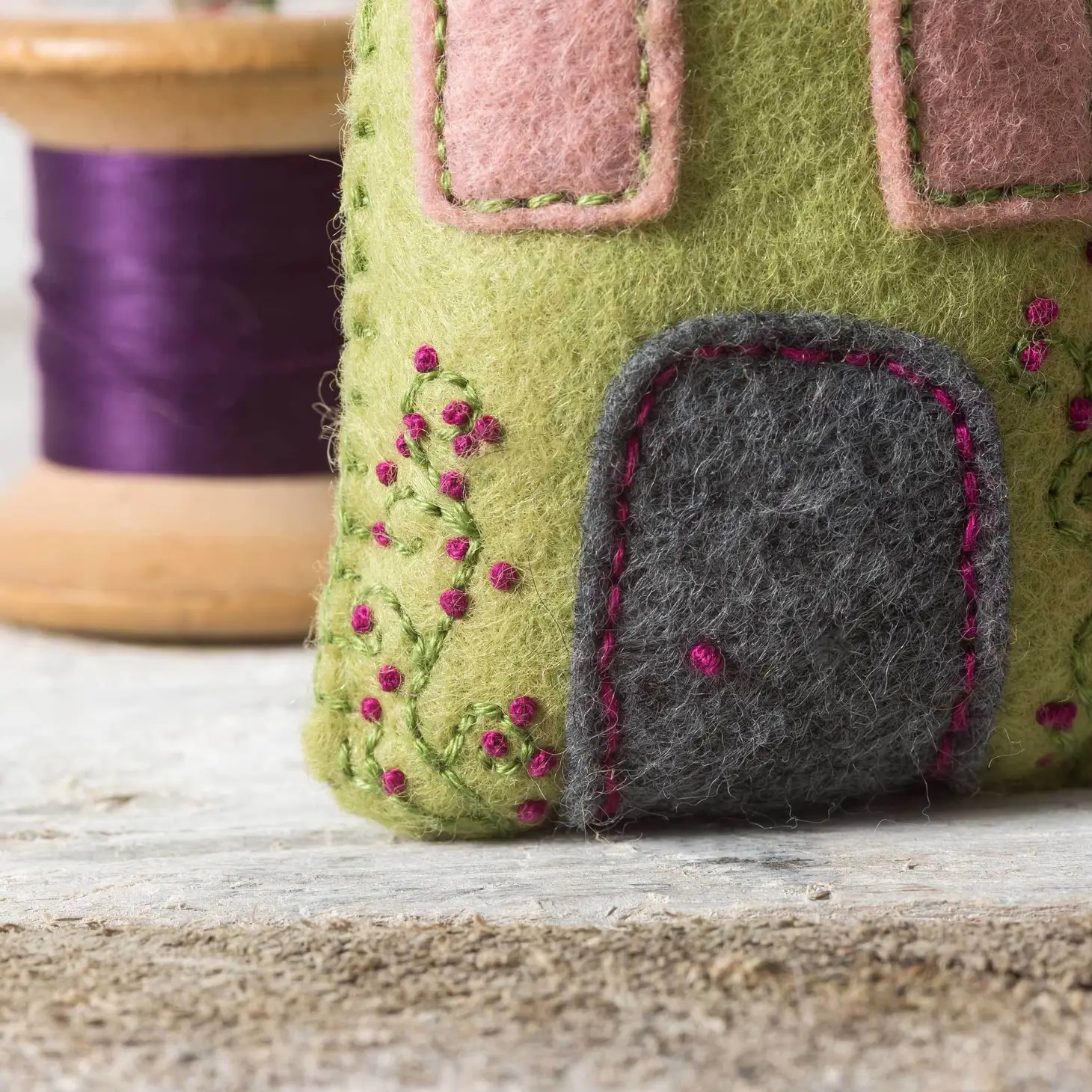 Corinne Lapierre Limited Wolvilt Pakket Lavender Houses