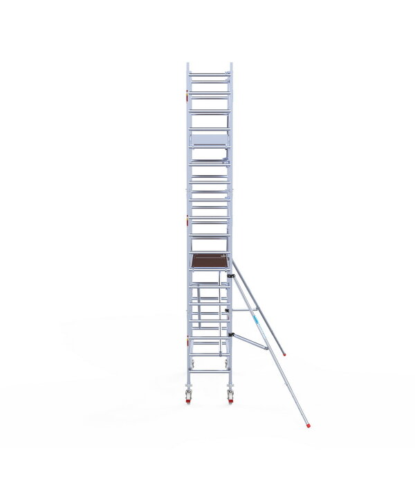 Euro Scaffold Rolsteiger Euroscaffold Professional 75x190 6,2m werkhoogte tegen de gevel