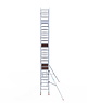 Euro Scaffold Rolsteiger Euroscaffold Professional 75x305 8,2m werkhoogte carbon vloer tegen de gevel