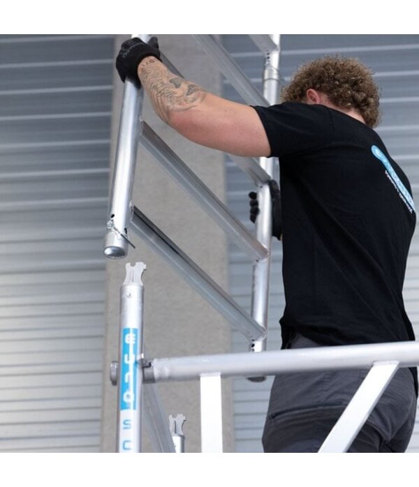 ONE TOWER Rolsteiger Carbon platform 75x120x5,2 meter werkhoogte Euro Scaffold ONE TOWER Rolsteiger Carbon platform 75x120x5,2 meter werkhoogte