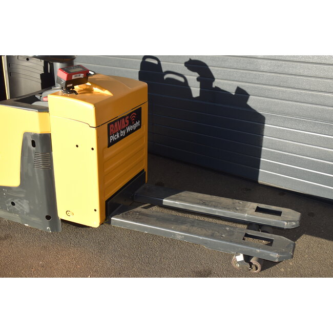 Jungheinrich ERE 225 gebruikte meerij pallettruck