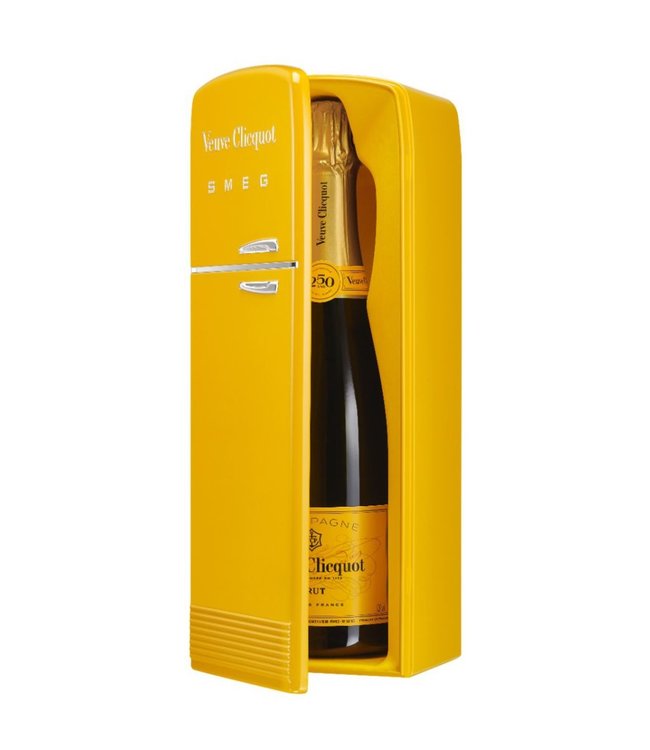 Veuve Clicquot Ponsardin | brut | 75cl | Gift Box Smeg