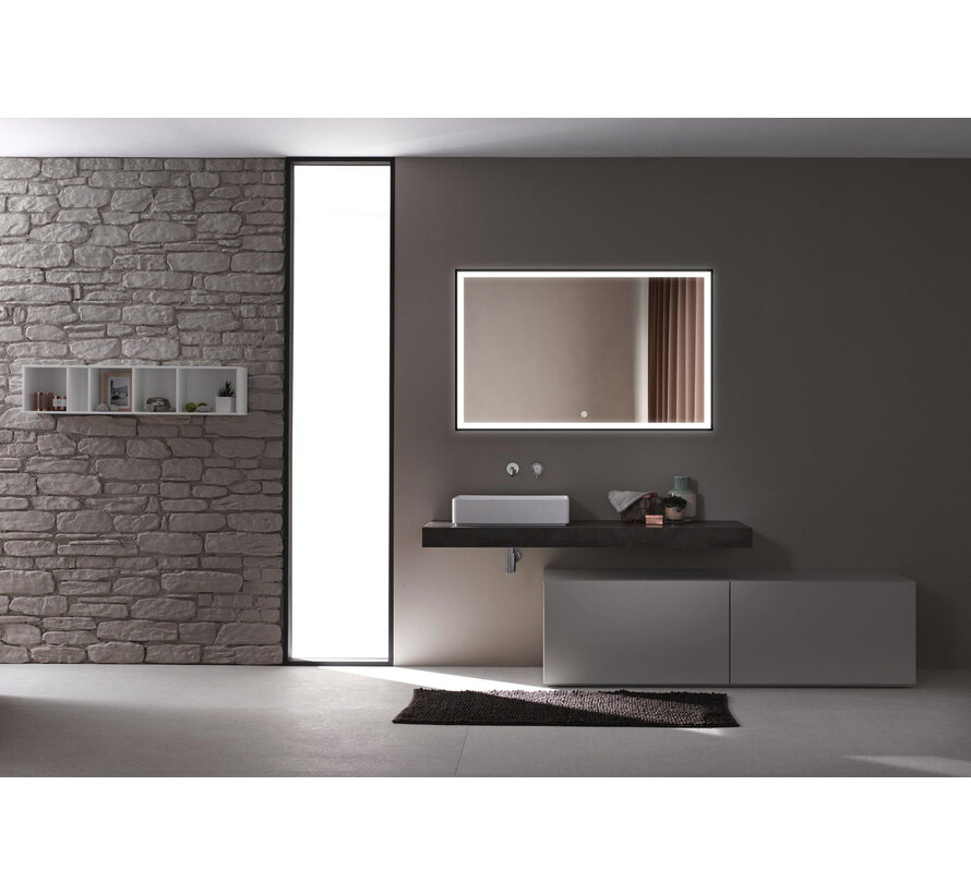 Spiegel met zwart frame, led, anticondens 75 x 120 cm