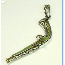 FLINTLOCK PISTOL PENDANT IN 925 SILVER WITH BRASS INLAY