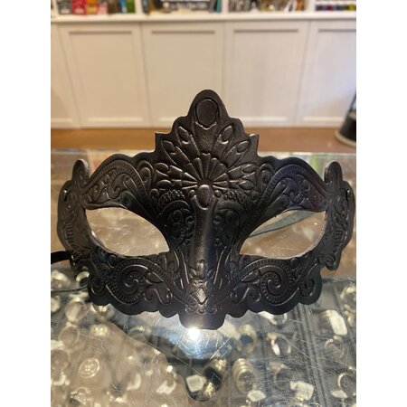EMBOSSED LEATHER MASK ASSORTED BLACK