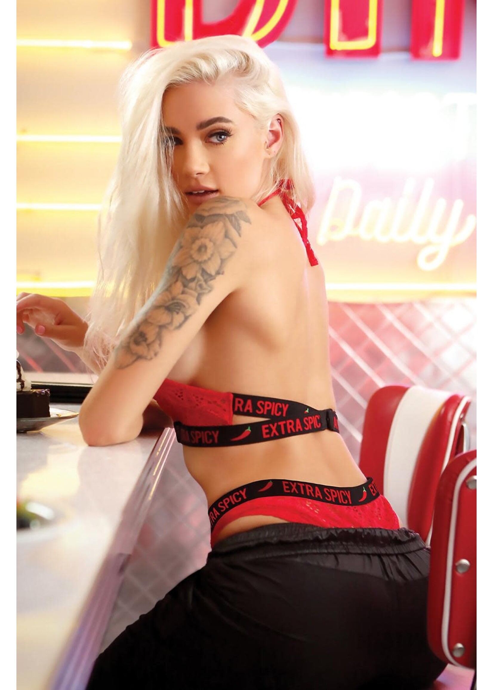 Fantasy Lingerie Extra spicy lace halter top & panty