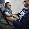 Łóżeczko samolotowe DERYAN Air-Traveller - Poduszka podróżna z materacem Łóżeczko samolotowe DERYAN Air-Traveller - Poduszka podróżna z materacem