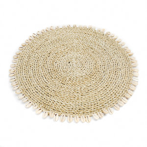 Bazar Bizar The Seagrass Shell Placemat