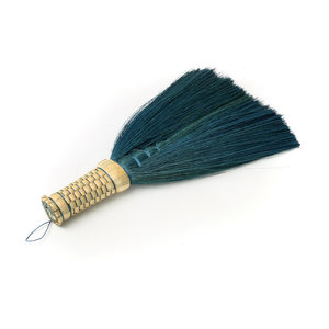 Bazar Bizar The Sweeping Brush