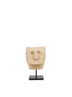 Bazar Bizar The Sumba Stone #23 on Stand
