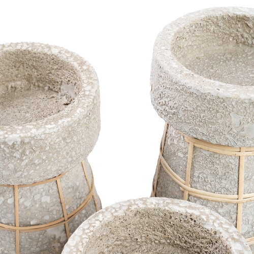 Bazar Bizar The serene candle holder - concrete grey natural - m