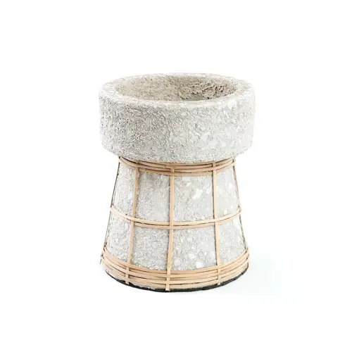 Bazar Bizar The serene candle holder - concrete grey natural - m