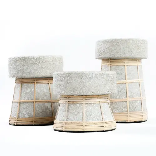 Bazar Bizar The serene candle holder - concrete grey natural - m