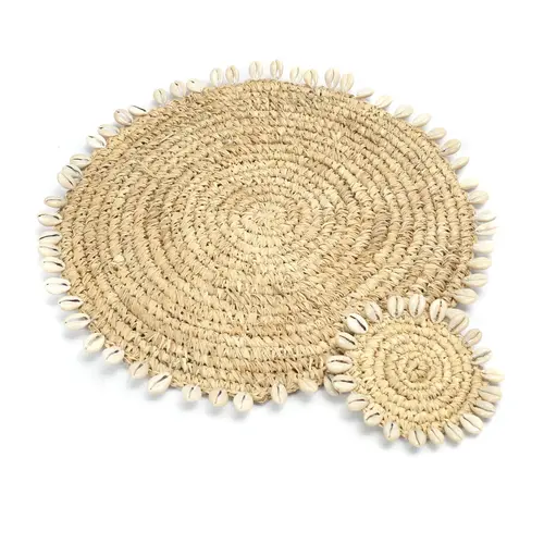 Bazar Bizar The Raffia Shell Placemat - Natural