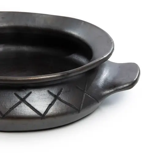 Bazar Bizar The Burned Oval Pot With Pattern and side handles - Black