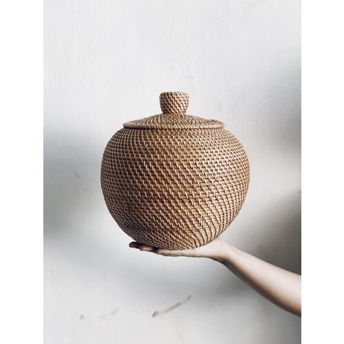 Uma Cantik Lembar Vase Round