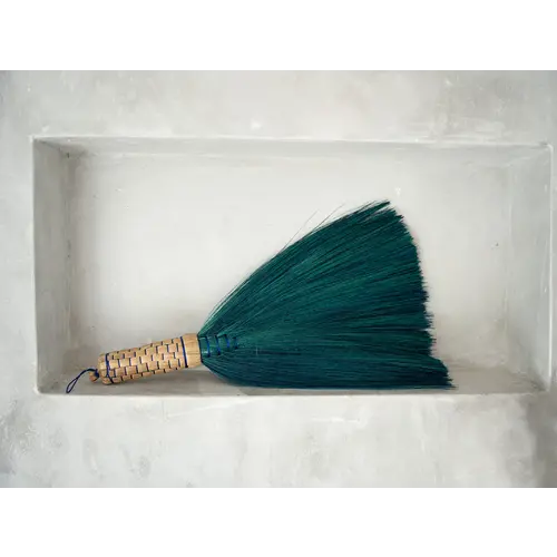 Bazar Bizar The Sweeping Brush - Turquoise