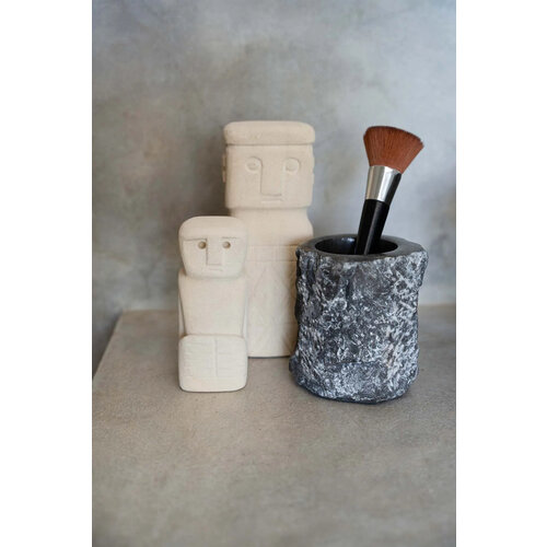 Bazar Bizar Beeldje the Sumba Stone #24