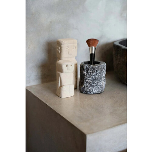 Bazar Bizar Beeldje the Sumba Stone #24