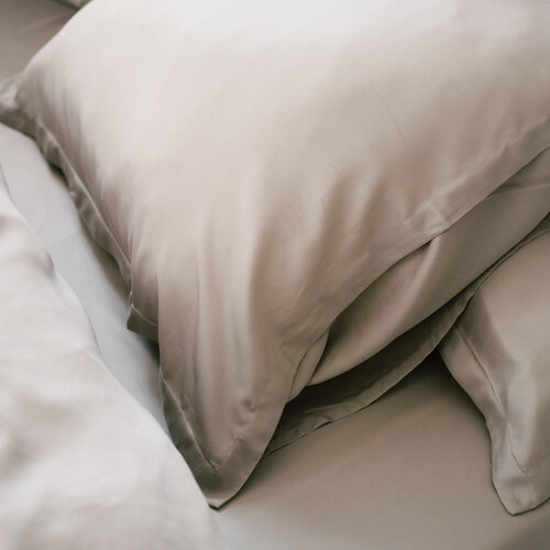 Coco & Cici TENCEL™ - Sateen Kussensloop Taupe