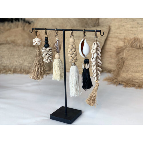 Bazar Bizar Sleutelhanger The Natural and Brown Cowrie Keychain Bazar Bizar Sleutelhanger The Natural and Brown Cowrie Keychain
