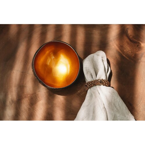 Bazar Bizar Schaal The Coco Food Bowl - Natural Goud Bazar Bizar Schaal The Coco Food Bowl - Natural Goud