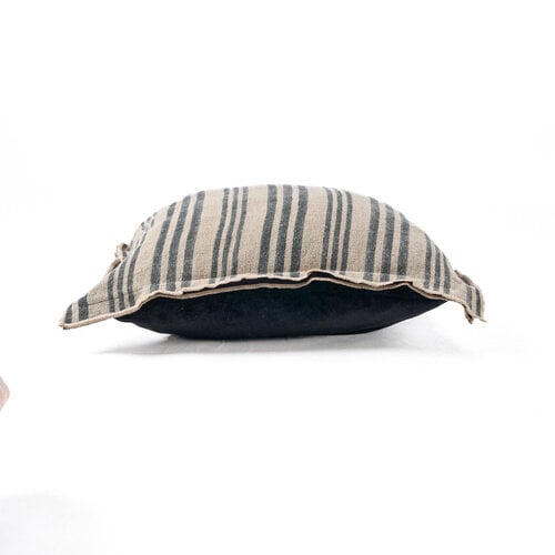 Bazar Bizar Antwerp De Nordic Stripe Kussensloop - Natuurlijke Zwart - 50x50