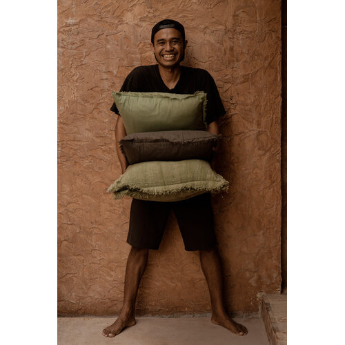 Bazar Bizar Antwerp De Smoky Vibe Kussensloop - Grijs