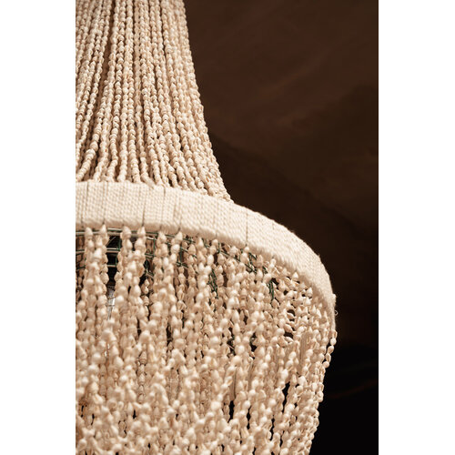 Bazar Bizar Antwerp The Ocean Tower Shell Chandelier - Natural - L Bazar Bizar Antwerp The Ocean Tower Shell Chandelier - Natural - L