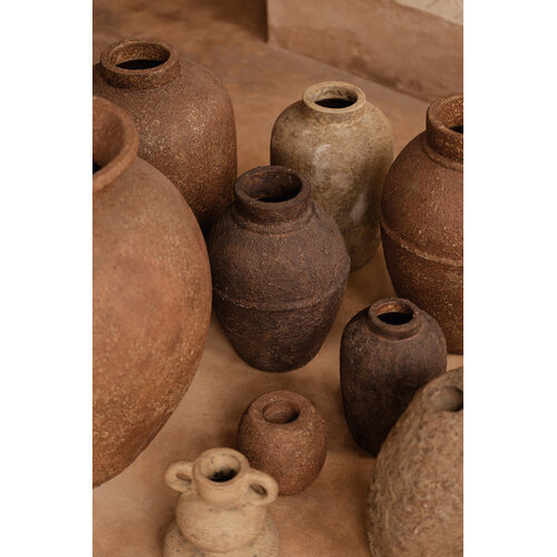 Bazar Bizar Antwerp De Clay Echo Vaas - Crème - M Bazar Bizar Antwerp De Clay Echo Vaas - Crème - M